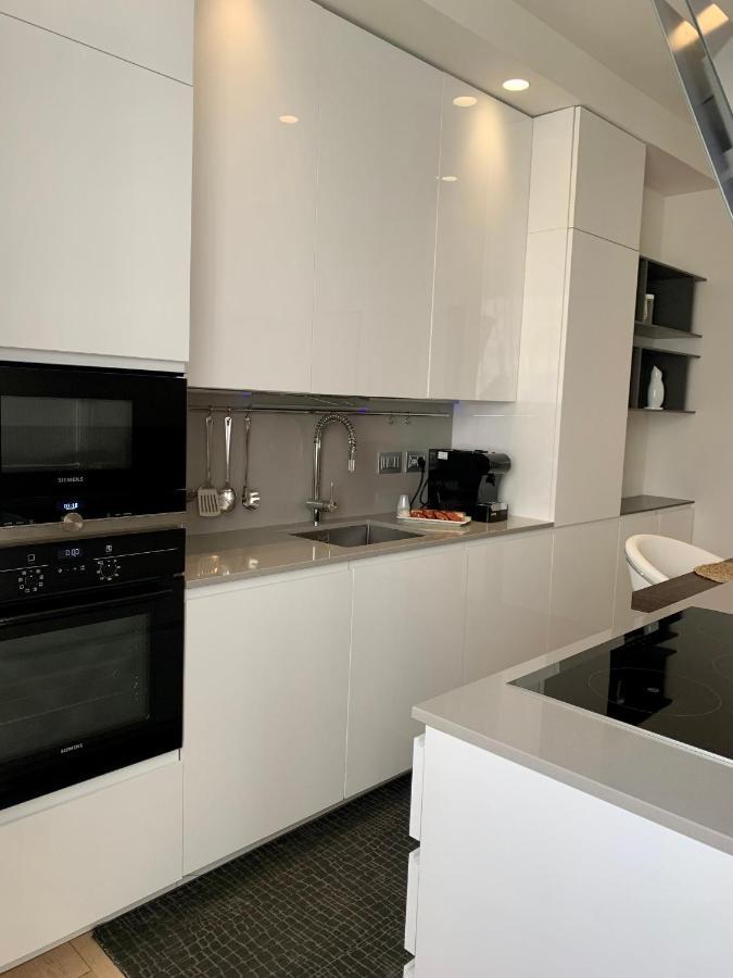 Fifty Eight Beltrade 3 Apartment *